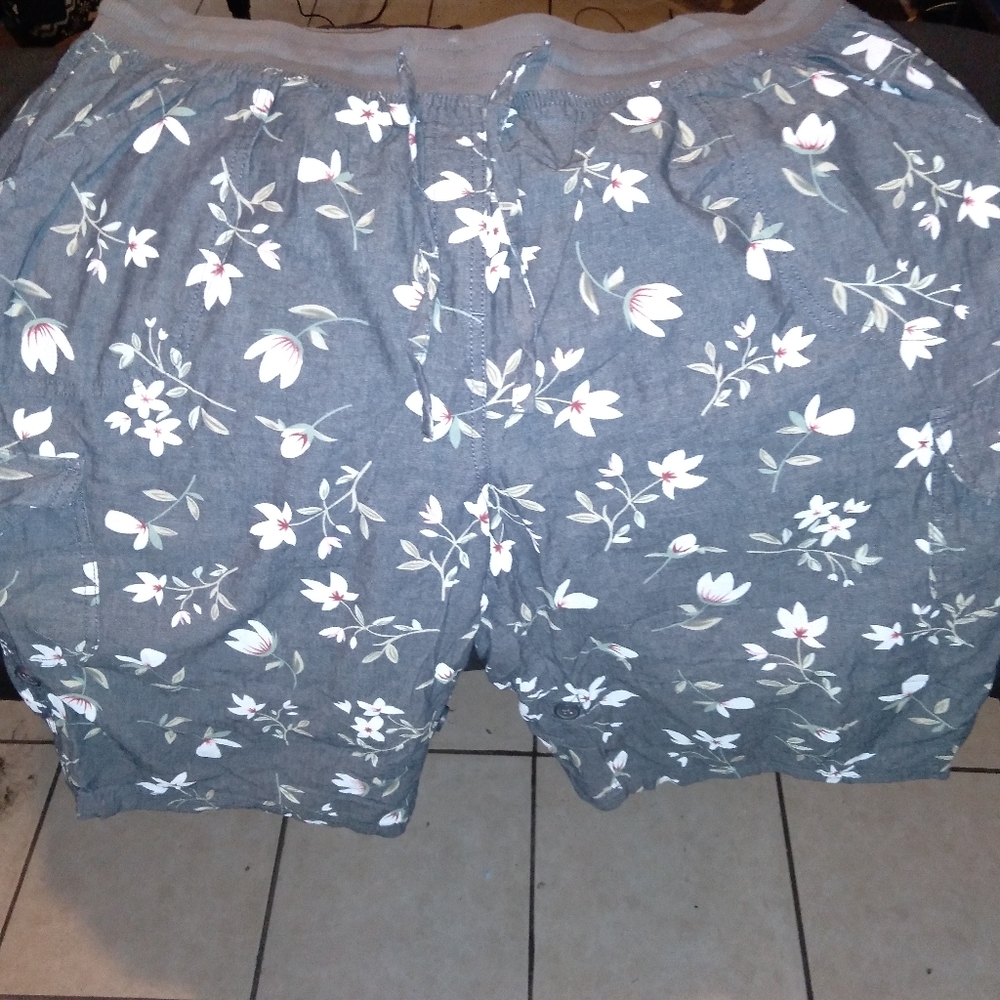 Woman within  20W Shorts 🌻